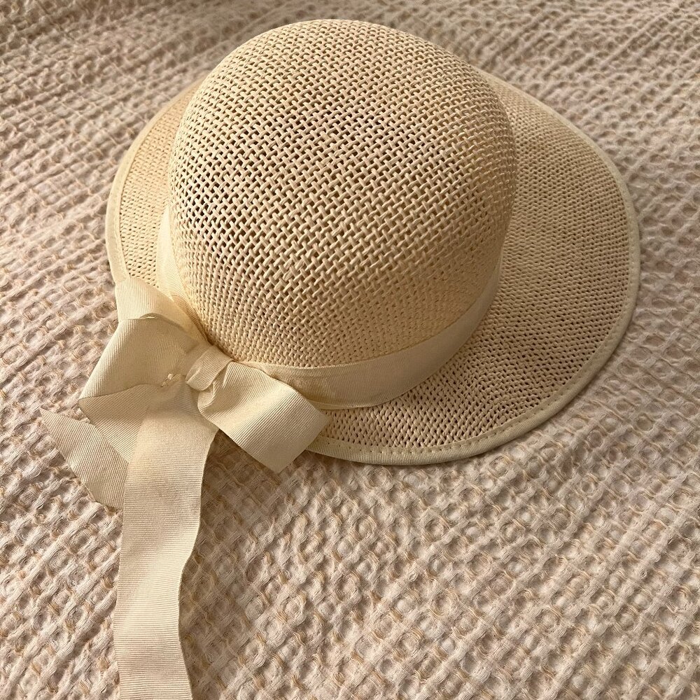 Yeka brand Sun Hat Cream